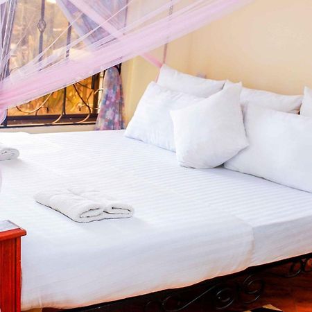 ארושה Bright Star Hotel מראה חיצוני תמונה