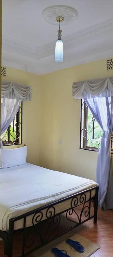 ארושה Bright Star Hotel מראה חיצוני תמונה